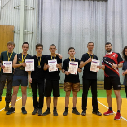 Команды-победители в возрастной категории 18+ соревнований по спортивному лазертагу «Moscow Spring Cup»